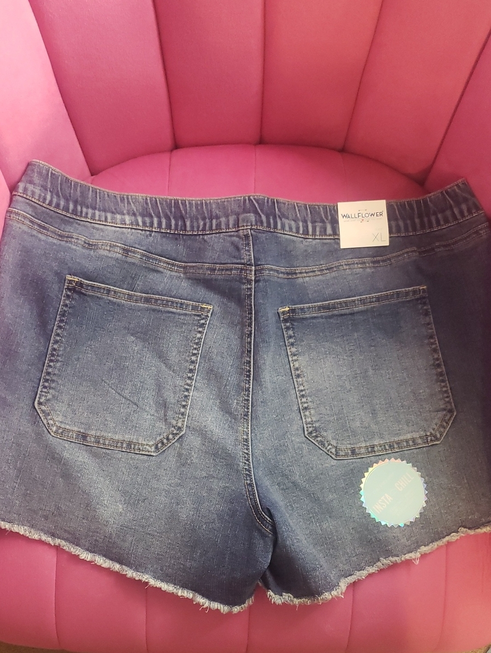 Jean Shorts - Picture 2 of 5